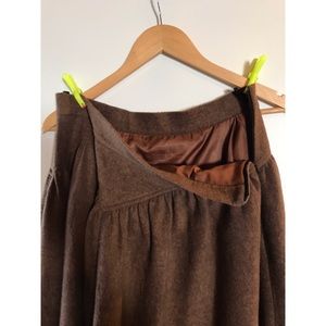 Wool skirt 50’s cut with satin lining.